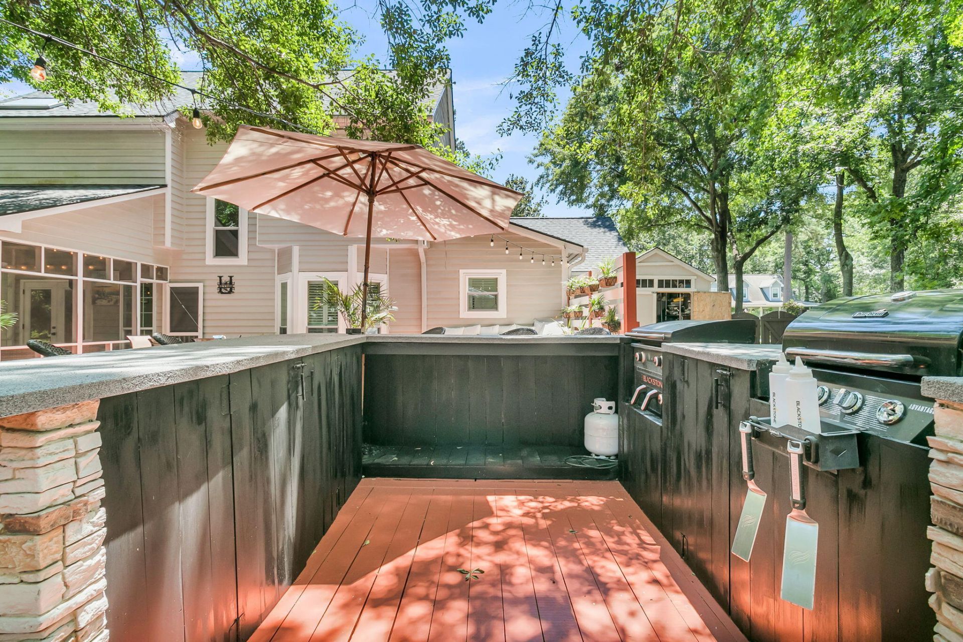 2052 Prospect Hill Drive Photo 36