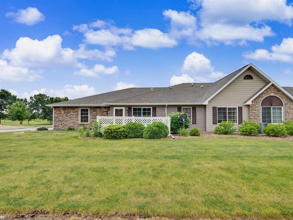 1610 E Deer Run Ln., Mount Pleasant, IA 52641