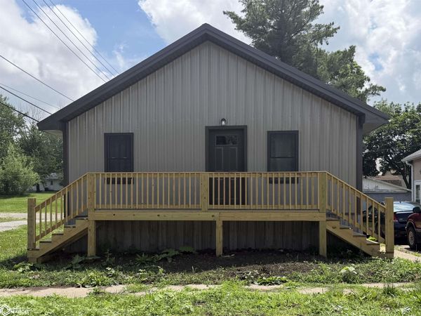 722 Armory Avenue, Chariton, IA 50049