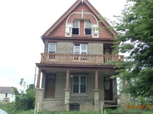 2732 N 18th STREET, Unit 2734, Milwaukee, WI 53206