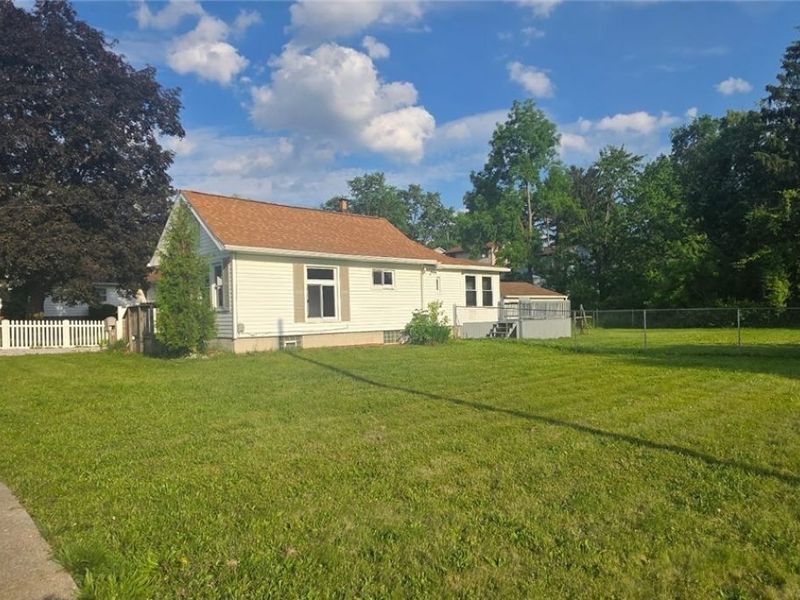 174 Yonker Street, Barberton, OH 44203 Photo 3