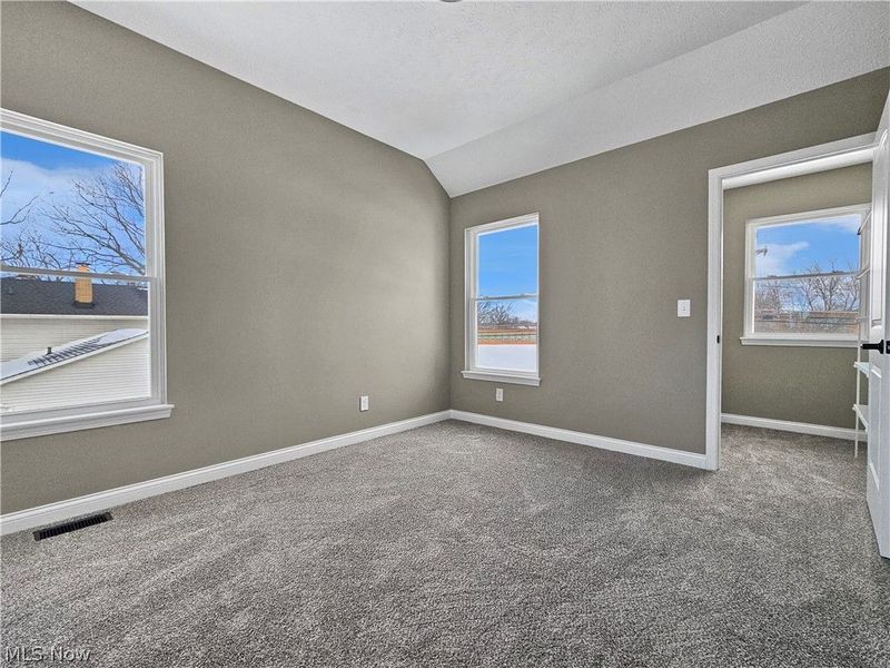 35965 Lake Shore Boulevard, Eastlake, OH 44095 Photo 24