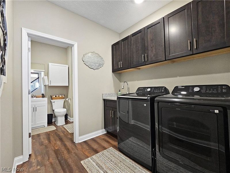 35965 Lake Shore Boulevard, Eastlake, OH 44095 Photo 27