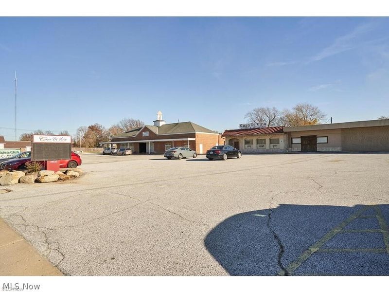 28926 Euclid Avenue, Wickliffe, OH 44092 Photo 25