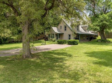 3926 WOODWAY AVE, South Sioux City, NE 68776