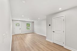 1416 Pleasant View Dr photo 4