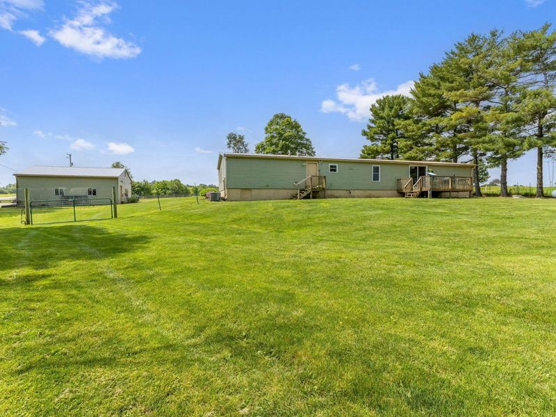 5080 Canal Road NE, Pleasantville, OH 43148 Photo 10