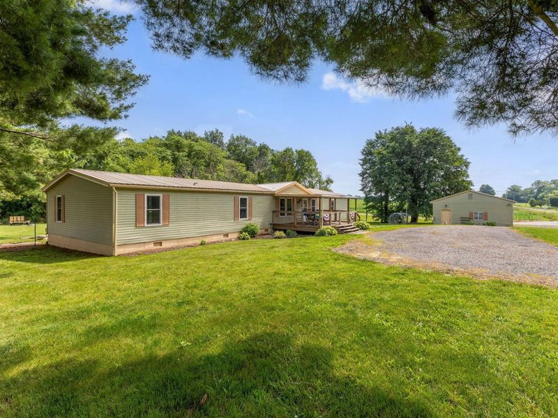 5080 Canal Road NE, Pleasantville, OH 43148 Photo 12