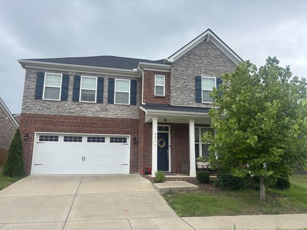 4217 Magnolia Farms Dr , Hermitage, TN 37076
