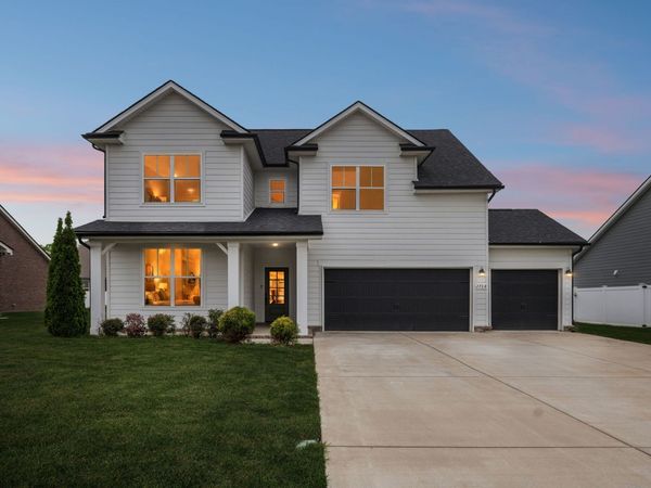 2728 Parkwood Dr , Murfreesboro, TN 37128