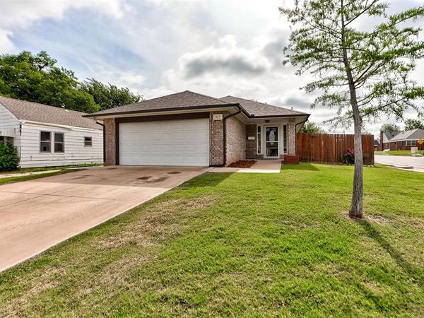 925 S Hadden Avenue, El Reno, OK 73036