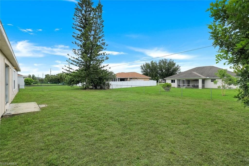 1409 SW 11th Pl , Cape Coral, FL 33991 Photo