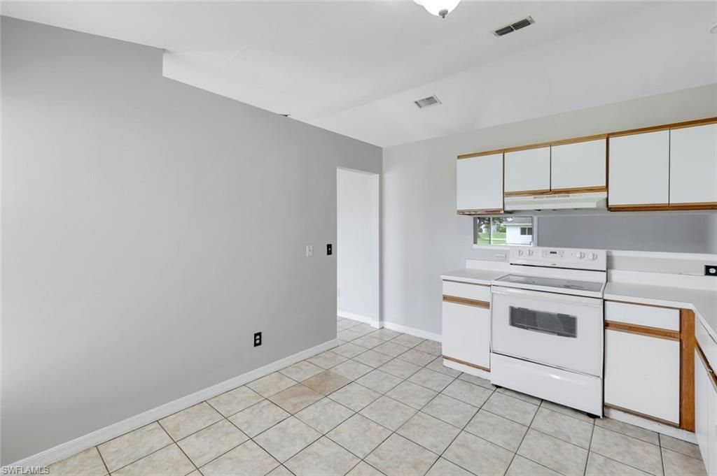 1409 SW 11th Pl , Cape Coral, FL 33991 Photo