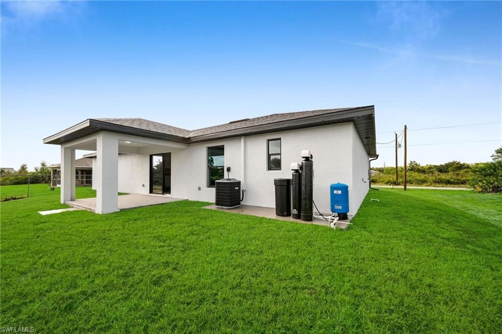 6148 Hughes Ave, Fort Myers, FL 33905 Photo