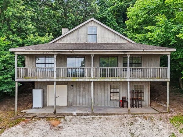 1307 Wedington Drive , Fayetteville, AR 72701