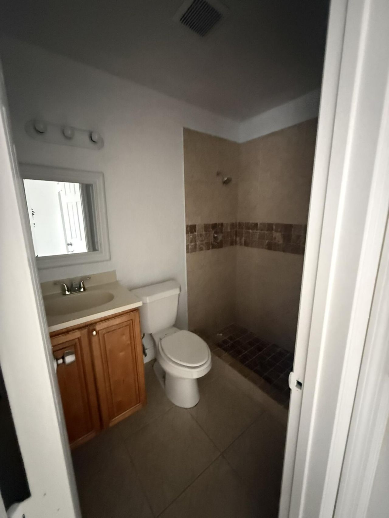 1420 Barton Road, Unit 1420w, Lake Worth Beach, FL 33460 Photo