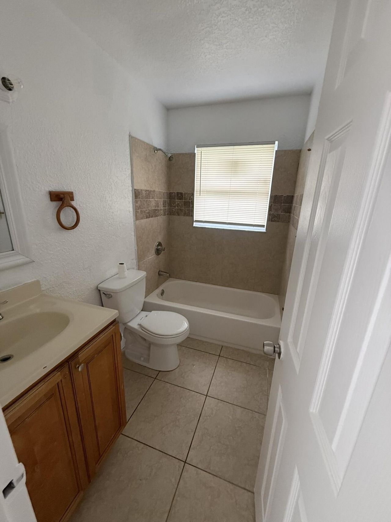 1420 Barton Road, Unit 1420w, Lake Worth Beach, FL 33460 Photo