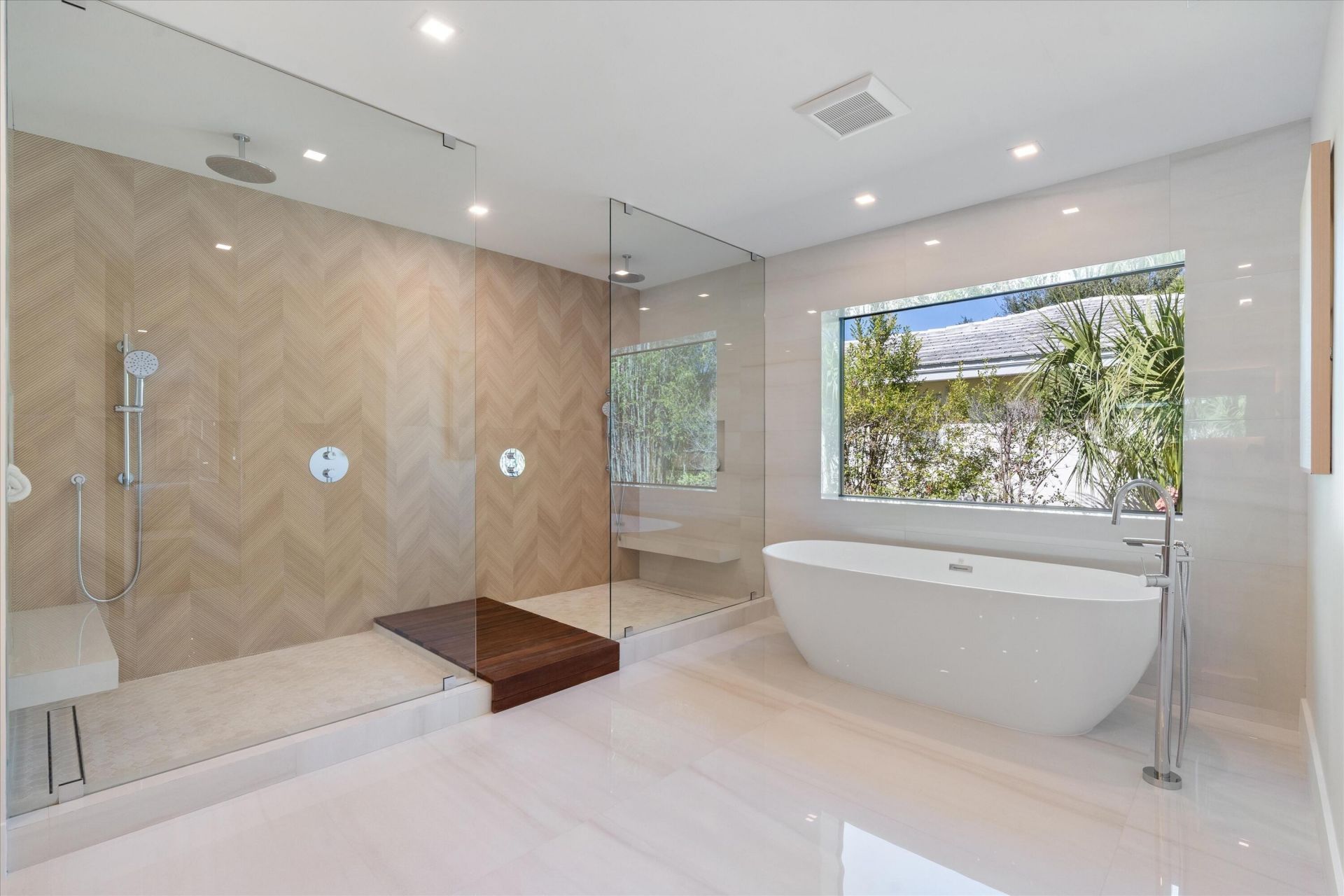 868 Country Club Drive, North Palm Beach, FL 33408 Photo