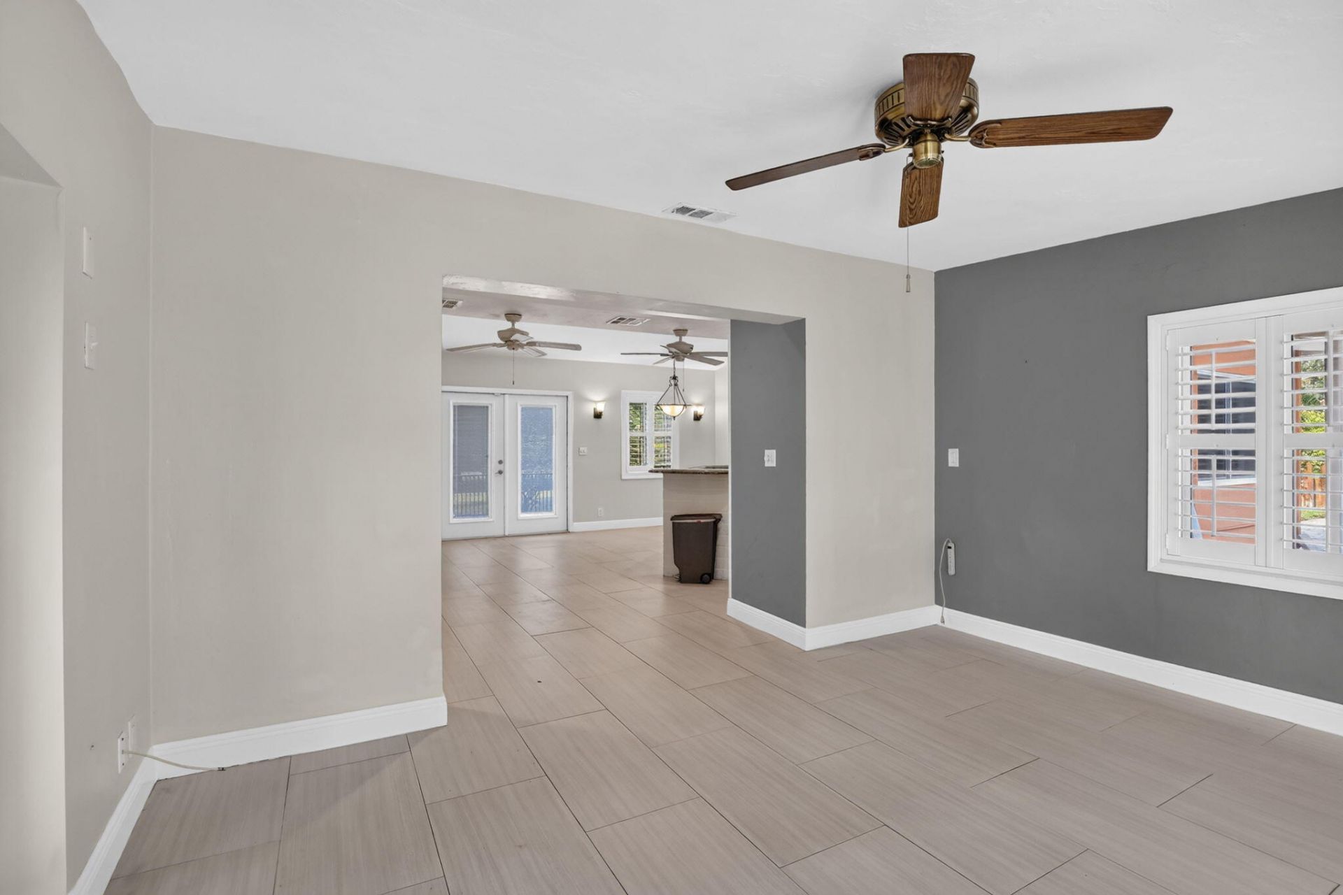 1101 E Country Club Circle, Plantation, FL 33317 Photo
