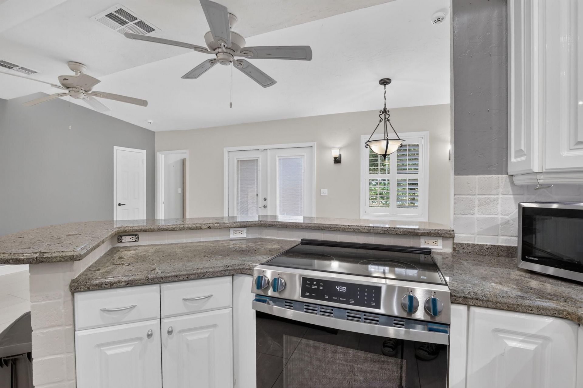 1101 E Country Club Circle, Plantation, FL 33317 Photo