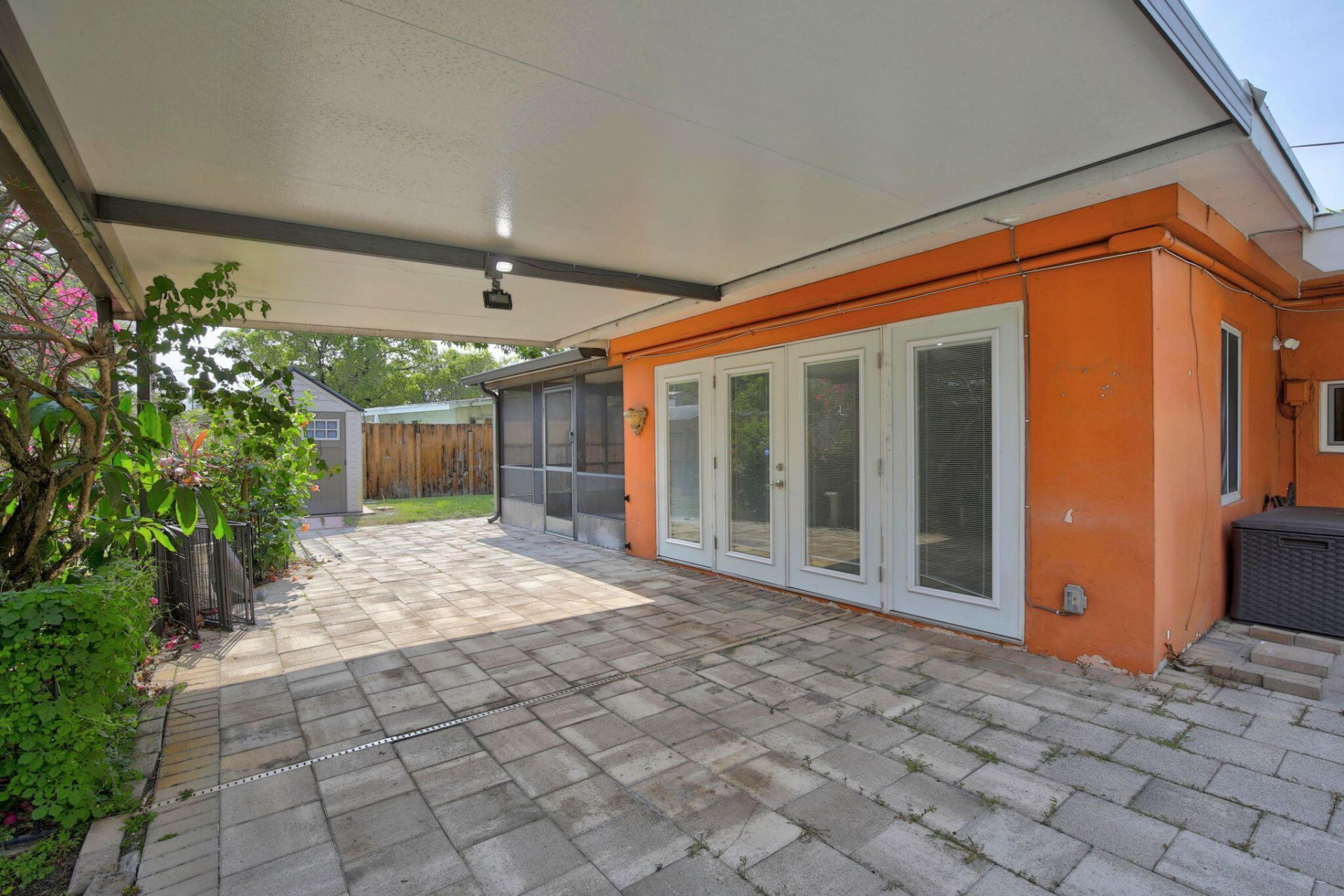1101 E Country Club Circle, Plantation, FL 33317 Photo