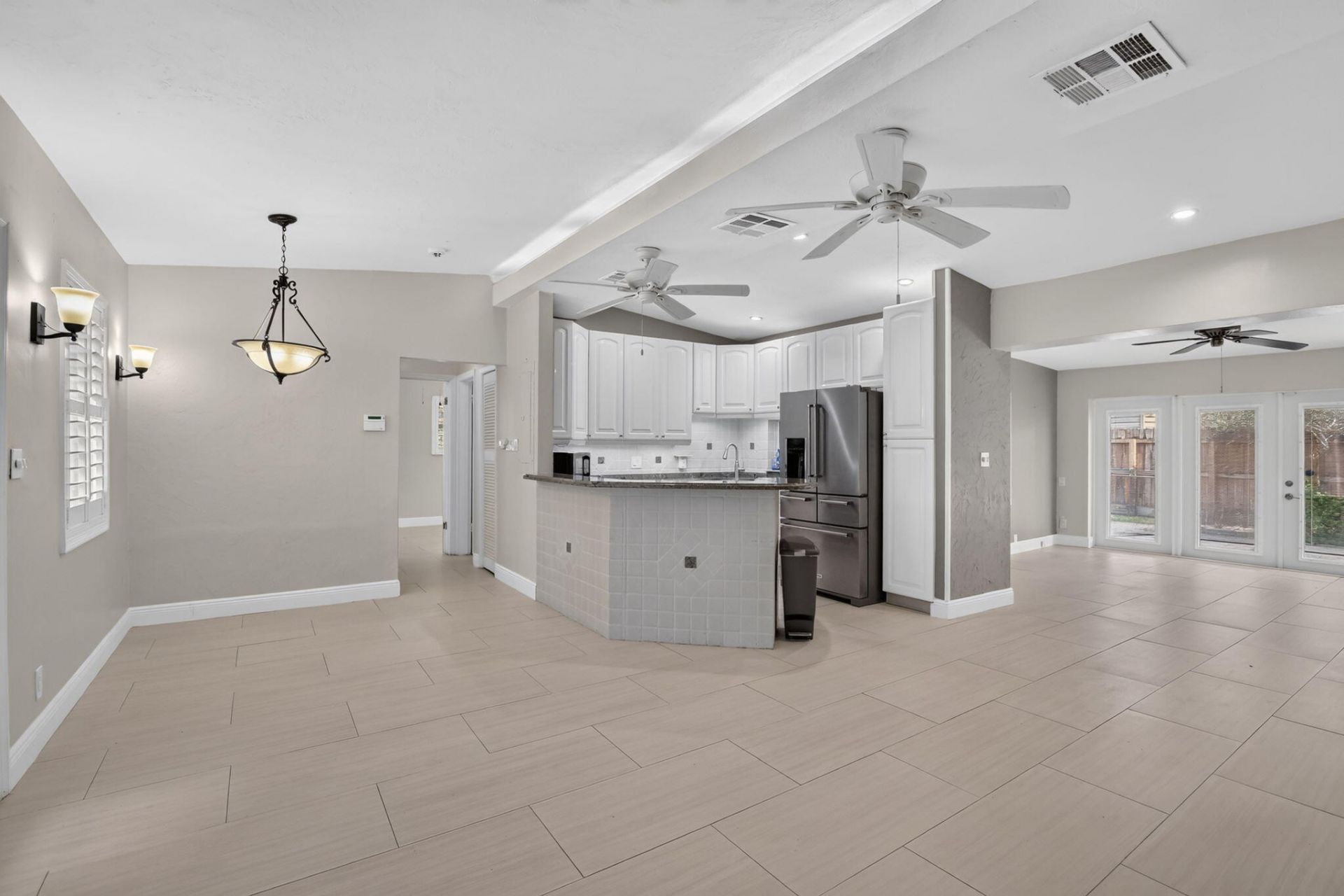 1101 E Country Club Circle, Plantation, FL 33317 Photo