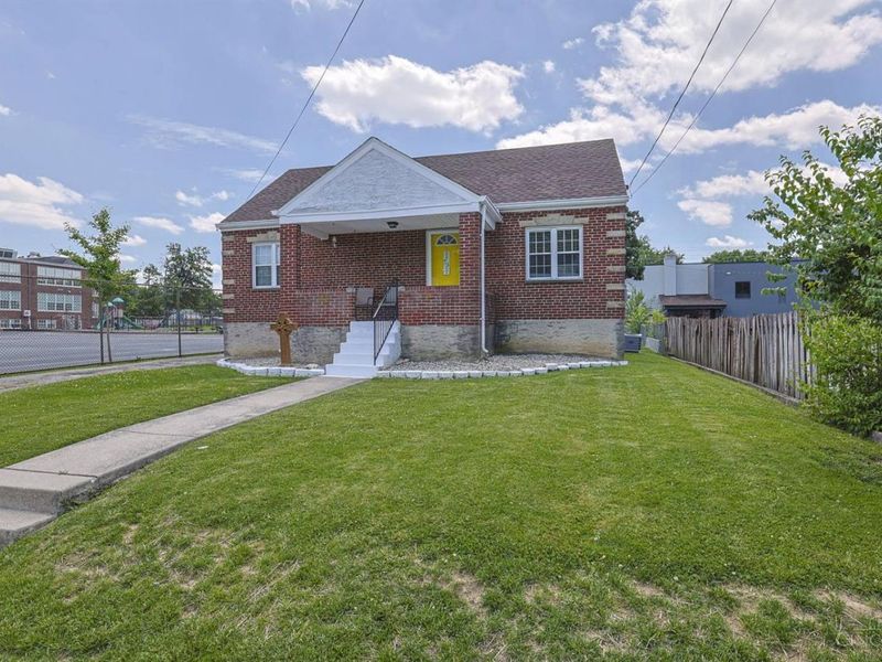 4217 Linden Avenue, Deer Park, OH 45236 Photo 2