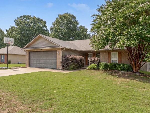 1100 Sandino, Jonesboro, AR 72401