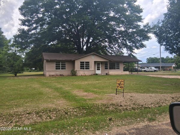 709 Sylvan, Columbus, MS 39702