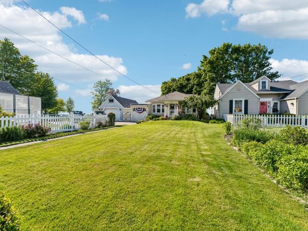 1611 E Erie, Lorain, OH 44052