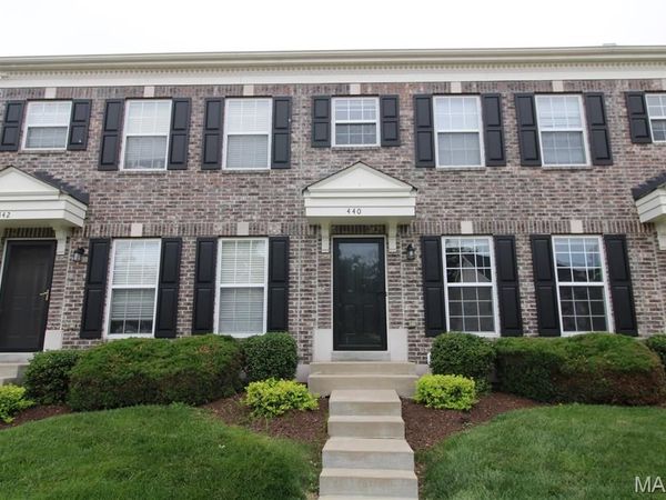 440 Wild Oak Drive, O'Fallon, MO 63368