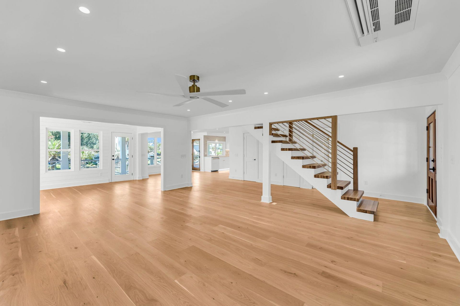 559 Schooner Road Photo 16