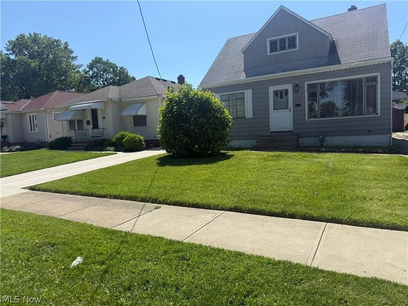 6236 Westminster Drive, Parma, OH 44129 Photo 2