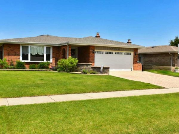 14340 Streamwood Drive , Orland Park, IL 60467