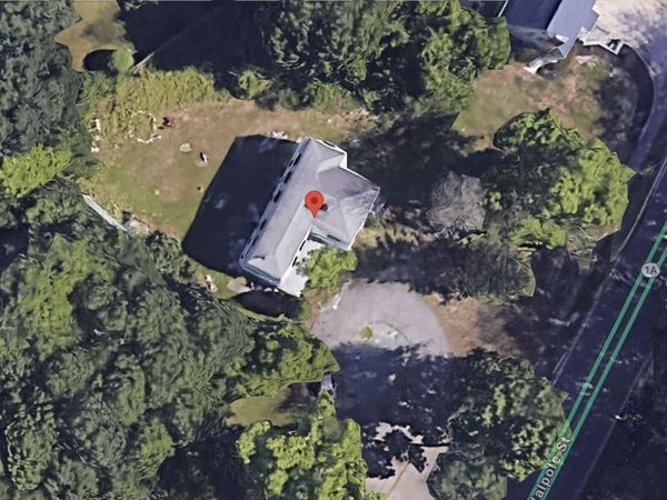 64 Main St, Walpole, MA 02081