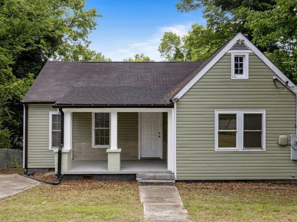 1704 Tunnel Boulevard, Chattanooga, TN 37406