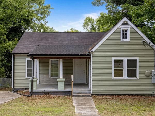 1704 Tunnel Boulevard, Chattanooga, TN 37406