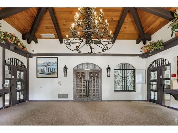 805 29th St, Unit 301, Boulder, CO 80303