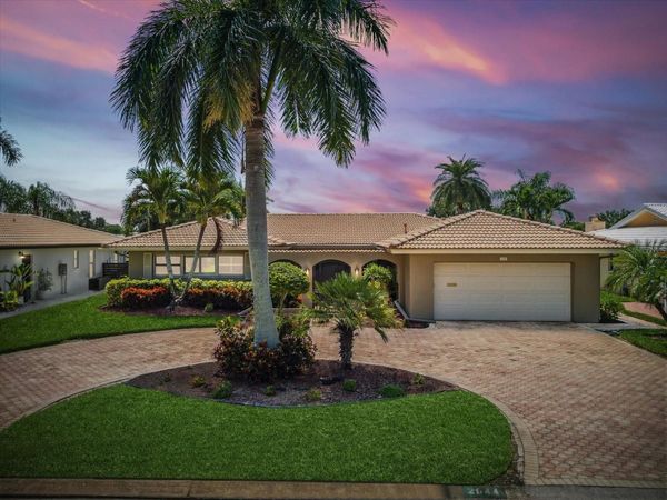 2044 MICHIGAN AVENUE NE, ST PETERSBURG, FL 33703
