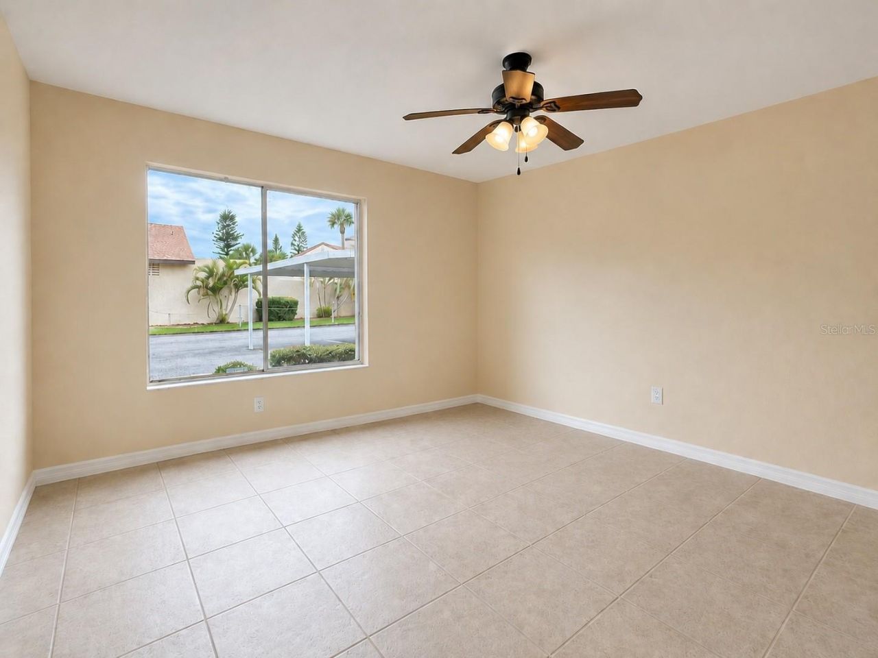 2702 Hidden Lake Drive S, Unit A, Sarasota, FL 34237 Photo