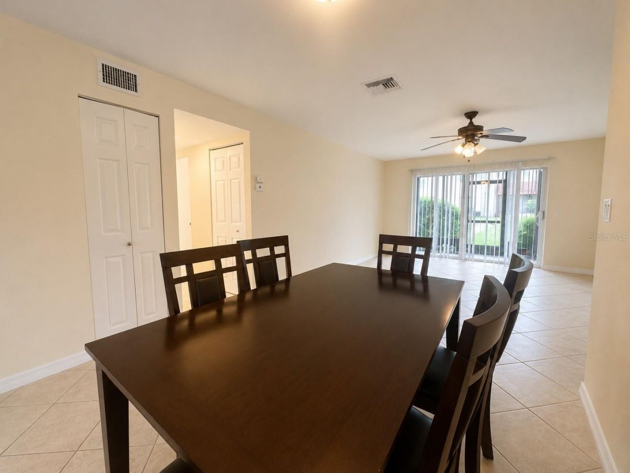 2702 Hidden Lake Drive S, Unit A, Sarasota, FL 34237 Photo