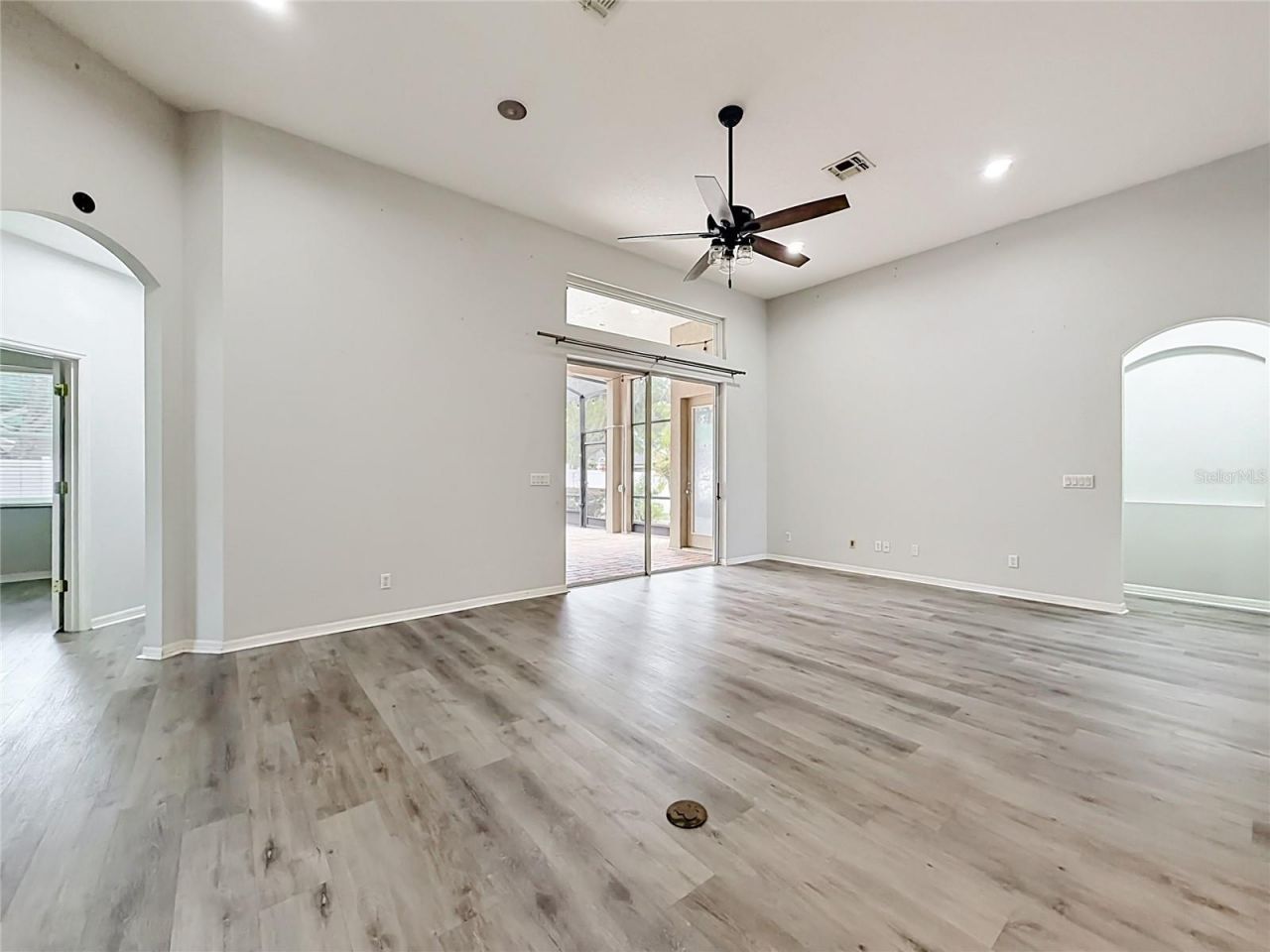 2432 Emerald Rose Way, Apopka, FL 32712 Photo
