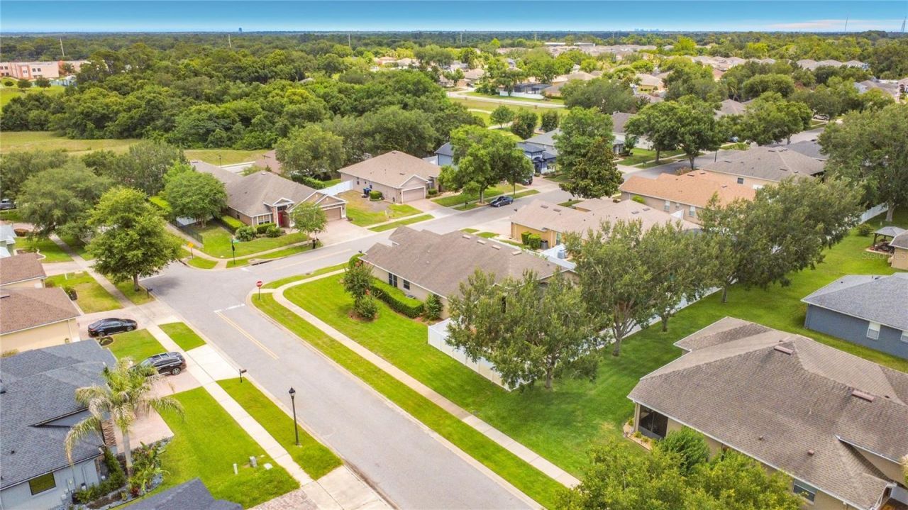 2432 Emerald Rose Way, Apopka, FL 32712 Photo
