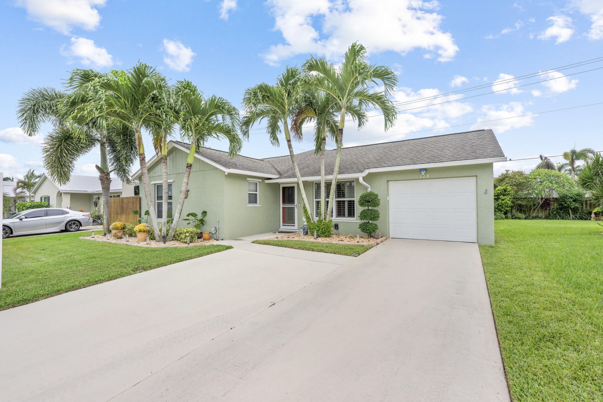 128 Banyan Circle, Jupiter, FL 33458 Photo
