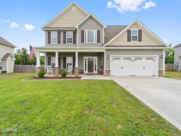 135 Prelude Drive , Richlands, NC 28574