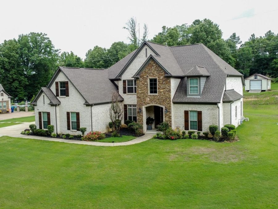 Property Image 4