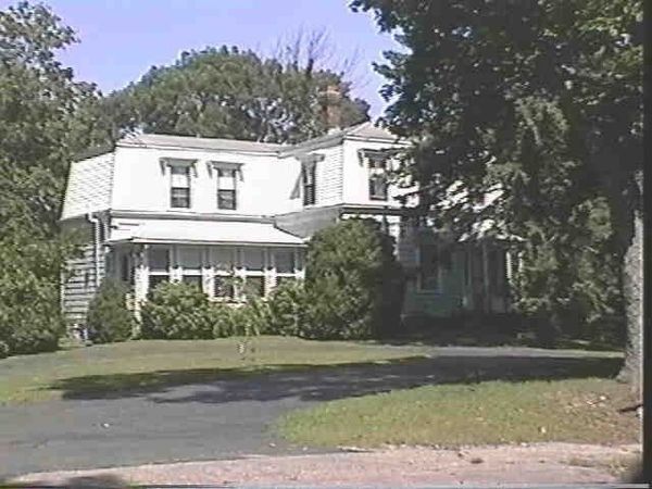 64 Main St, Walpole, MA 02081