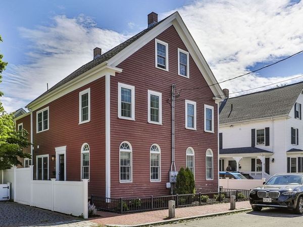 7 Hancock Street, Unit 1, Newburyport, MA 01950