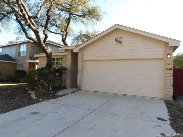 9231 FOXGROVE WAY, San Antonio, TX 78251