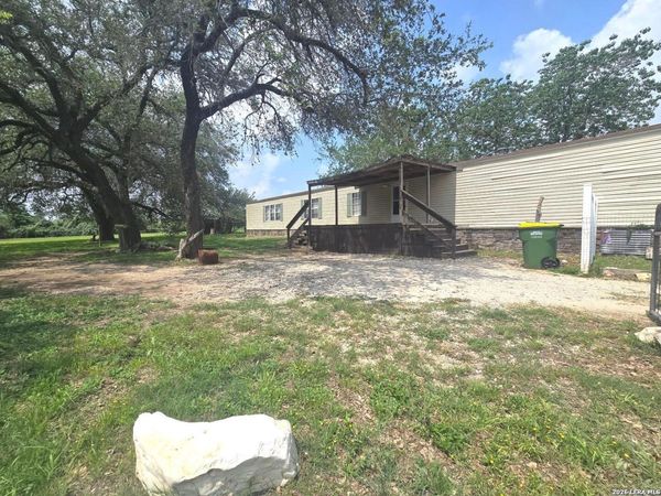 290 BRIANNA COURT, Von Ormy, TX 78069